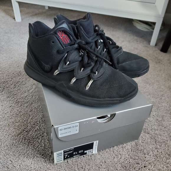 kyrie 5 7y